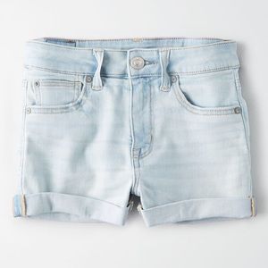 AMERICAN EAGLE HIGH RISE JEAN SHORTS